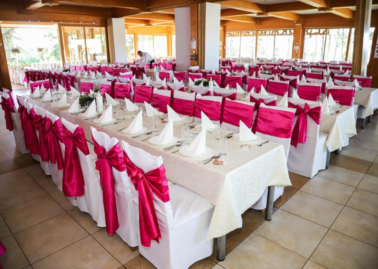 Hotel Ravni Gaj Knic 외부 사진