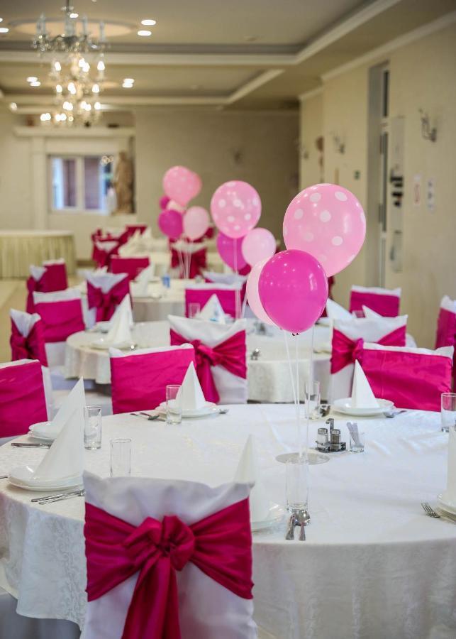 Hotel Ravni Gaj Knic 외부 사진