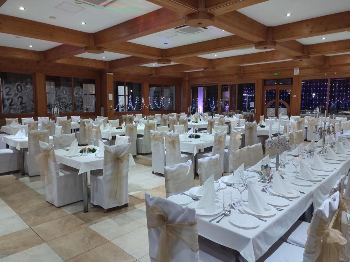 Hotel Ravni Gaj Knic 외부 사진